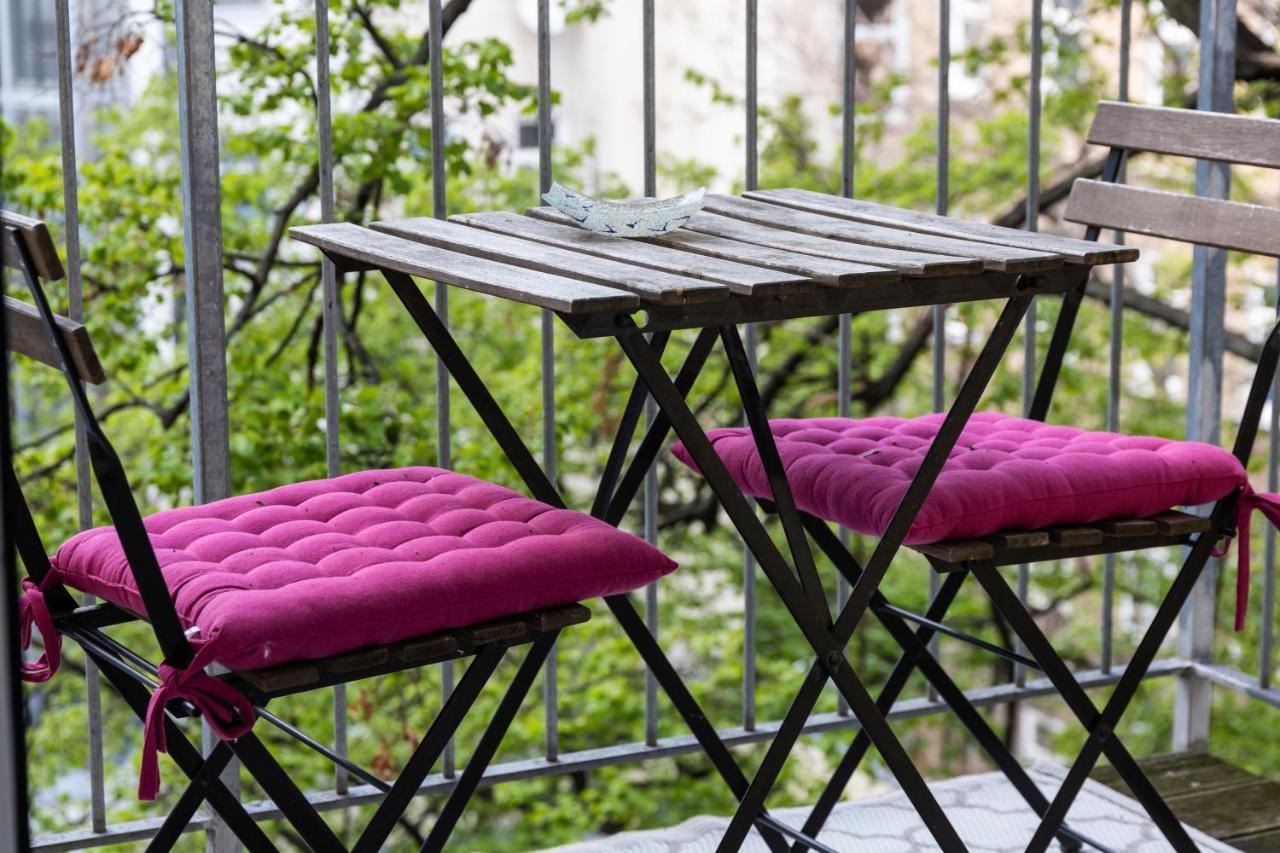 Moonlight Apartment With Porch Near Schoenbrunn And Westbahnhof Vienna Esterno foto